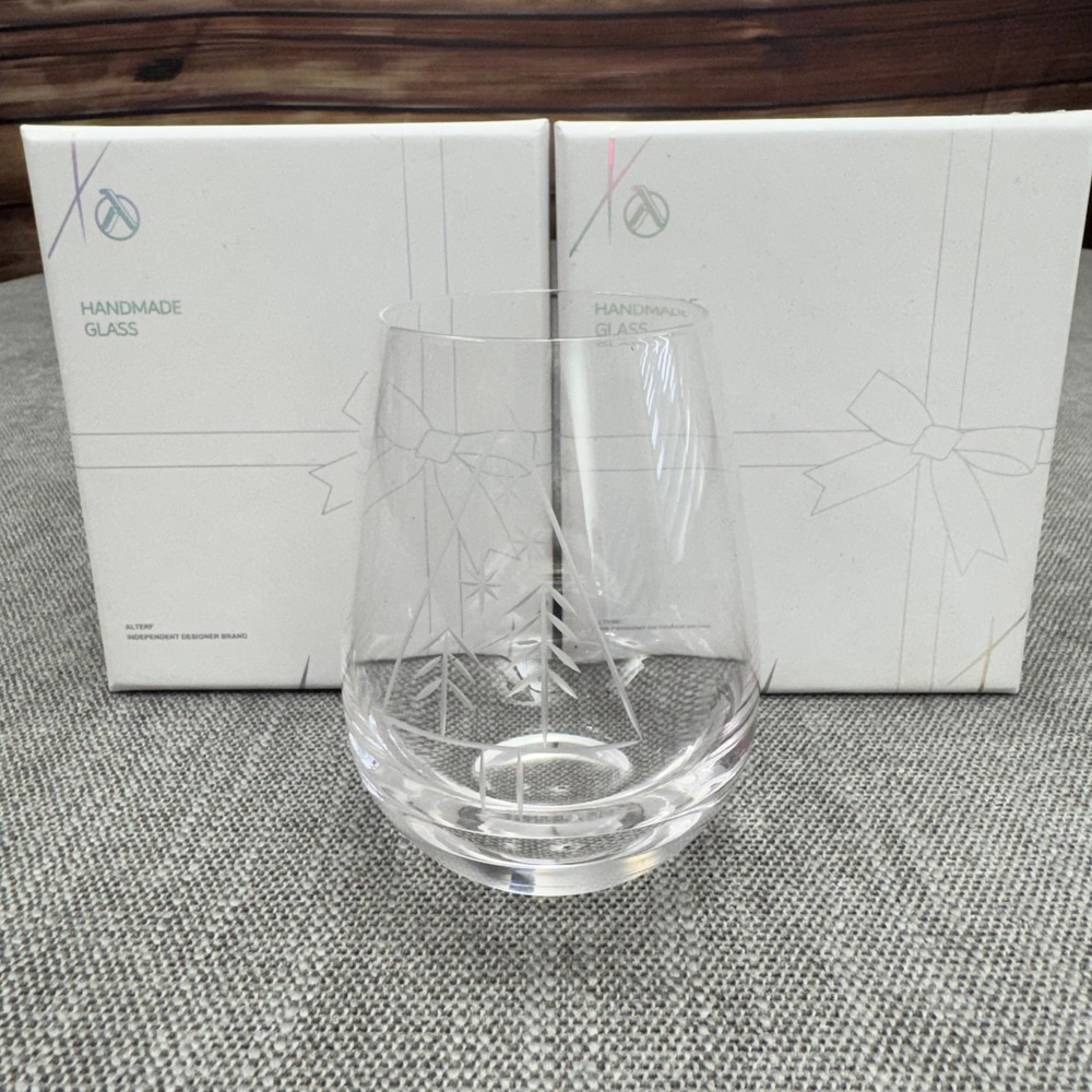Alterf Handmade Glass Set of 2 Etched Christmas Tree 16oz Stemless Glasses